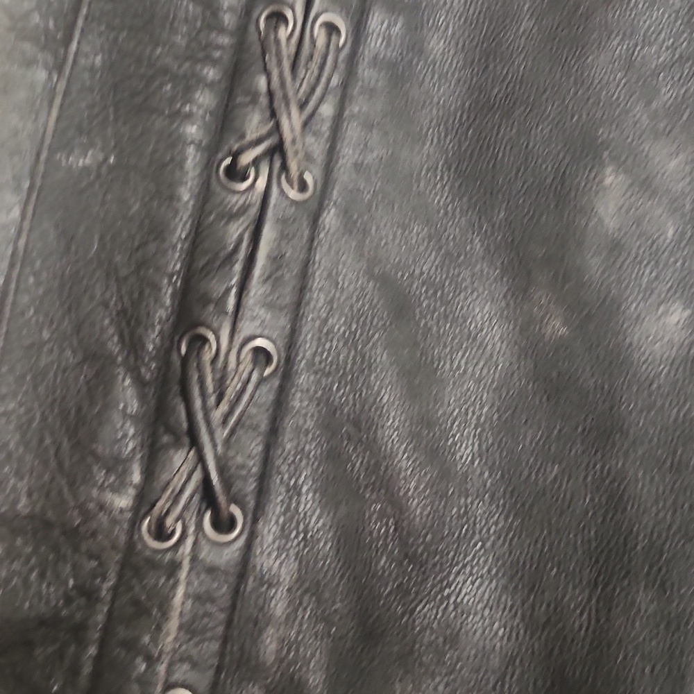 Harley Davidson Women's Black Leather Chaps. Womens XS - Picture 2 of 8